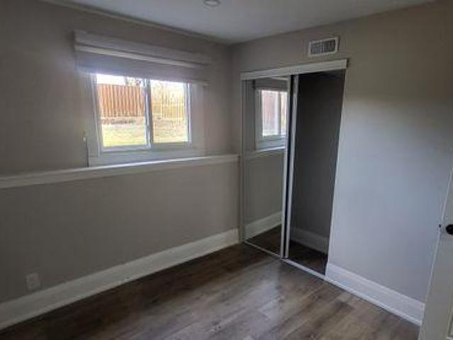 1 Bedroom Shared Living/roommate Brantford ON LS97421647