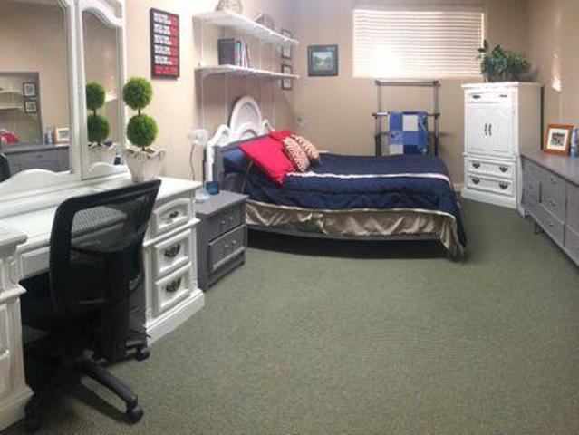 1 Bedroom Shared Living/roommate Calgary AB LS96649229
