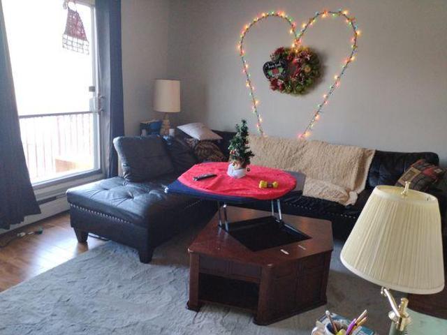 1 Bedroom Shared Living/roommate Edmonton AB LS97419383