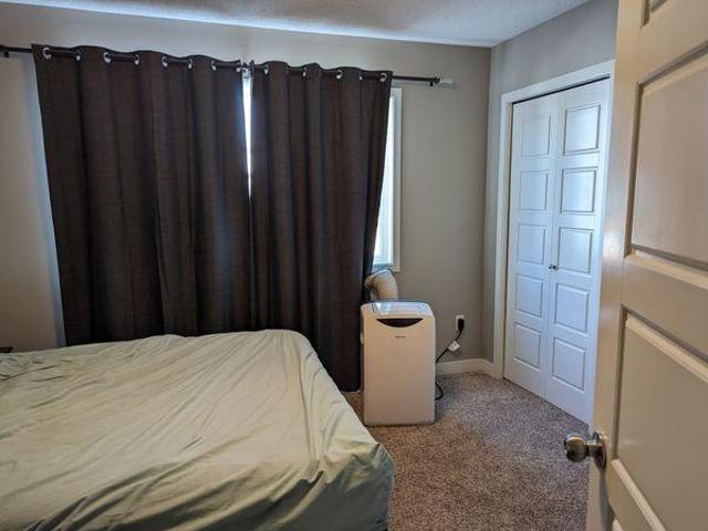 1 Bedroom Shared Living/roommate Edmonton AB 96648961