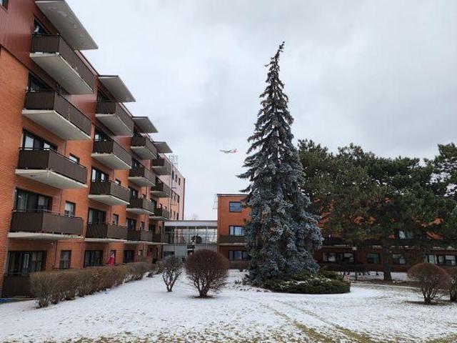 1 Bedroom Shared Living/roommate Toronto ON 96647551