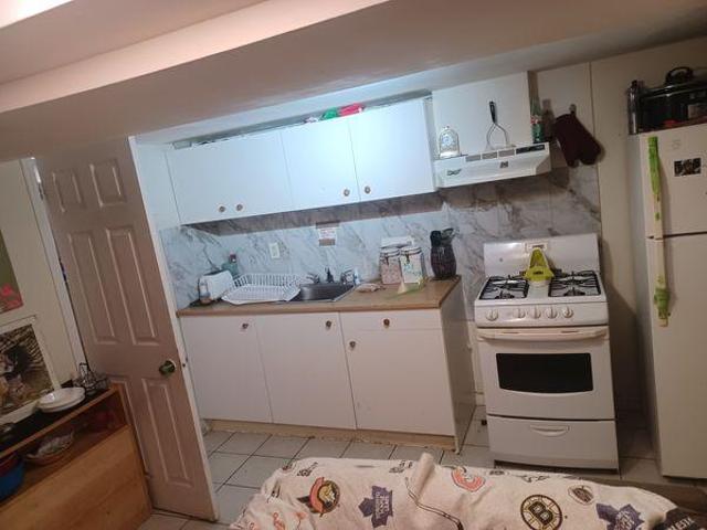 1 Bedroom Shared Living/roommate Toronto ON 97416685