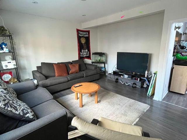1 Bedroom Shared Living/roommate Toronto ON LS96647261