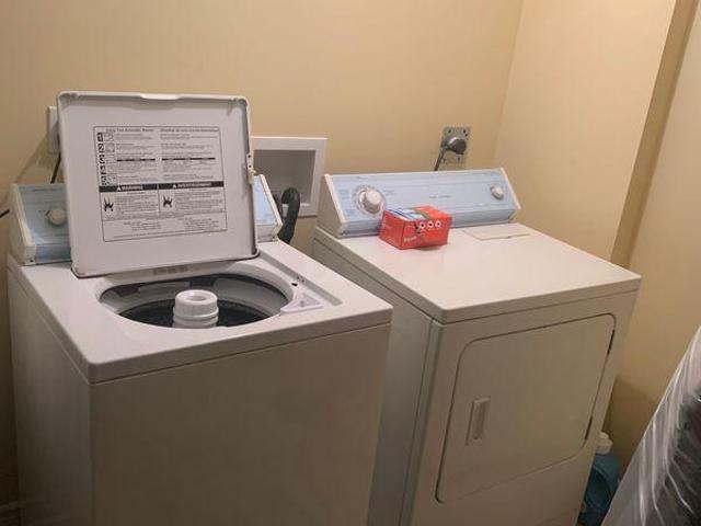 1 Bedroom Shared Living/roommate Vaughan ON LS97414270