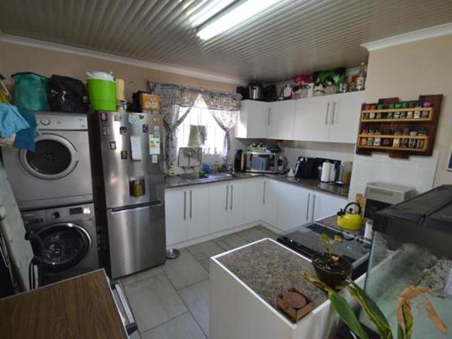 1 Bedroom Simplex in Meyerton Central