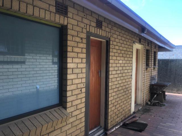 1 Bedroom Studio Apartment To Let in Diepkloof Zone 4