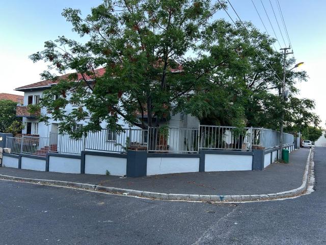 1 Bedroom Studio Apartment To Let in Mowbray