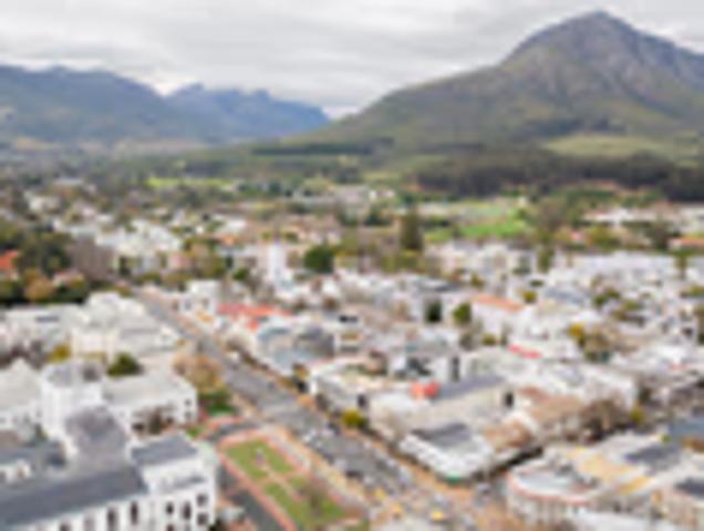 1 Bedroom Studio Apartment To Let in Stellenbosch Central