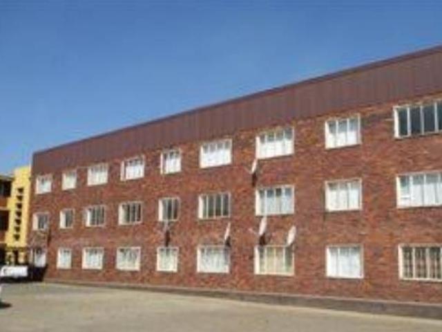 1 Bedroom Studio Apartment For Sale in Vanderbijlpark CW