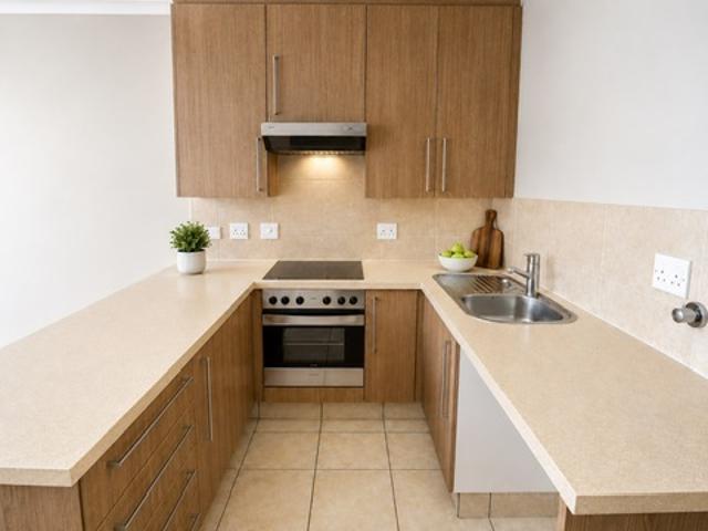 1 Bedroom Studio in Douglasdale