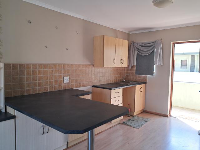 1 Bedroom Studio in Ferreira Town