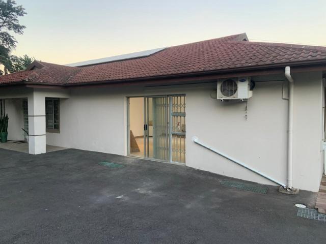 1 Bedroom Studio in Woodside