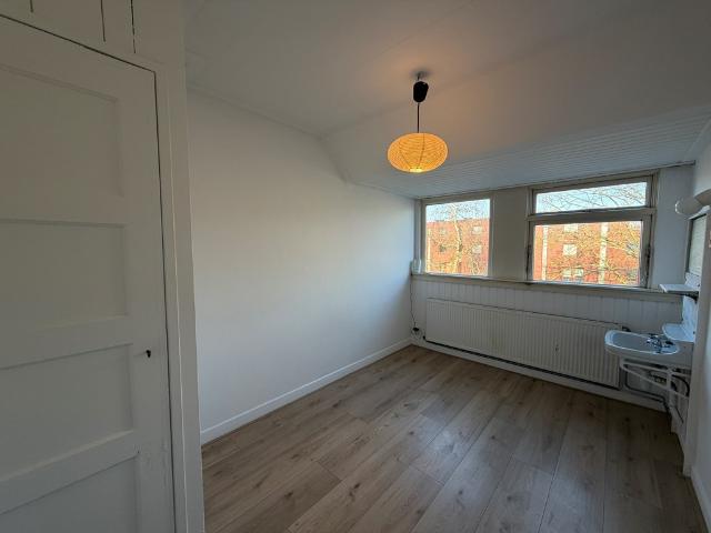 1 bedroom Surface Area: 10.99m2