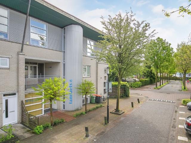 1 bedroom Surface Area: 64.5m2