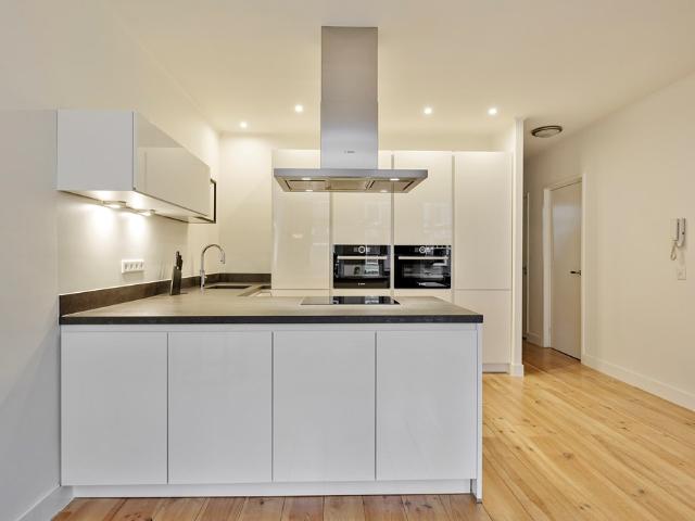 1 bedroom Surface Area: 65m2 Furnished