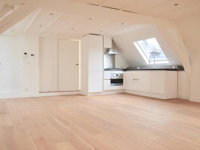 1 bedroom Surface Area: 80m2 Furnished