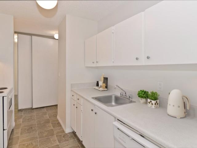 1 Bedroom Premium for rent in Northwest Pointe in 2905 Unwin Rd. NW, Calgary, University Heights, T2N 4M5