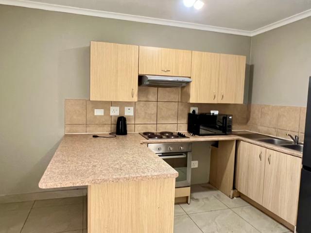 1 Bedroom Room To Let in Noordhang