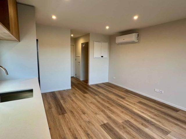 1 Bedroom, Waterloo