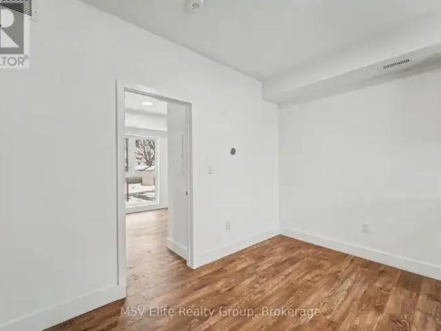 1 Bedroom Townhouse Niagara Falls ON 102587556