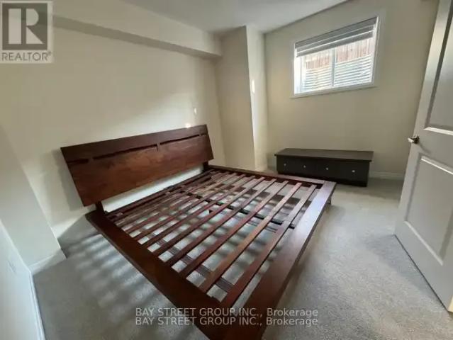 1 Bedroom Townhouse Oakville ON 100840248