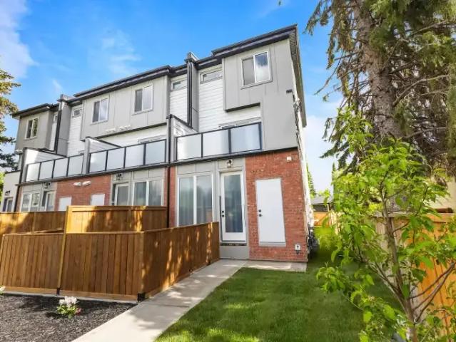 1 Bedroom Townhouse Calgary AB 104841248