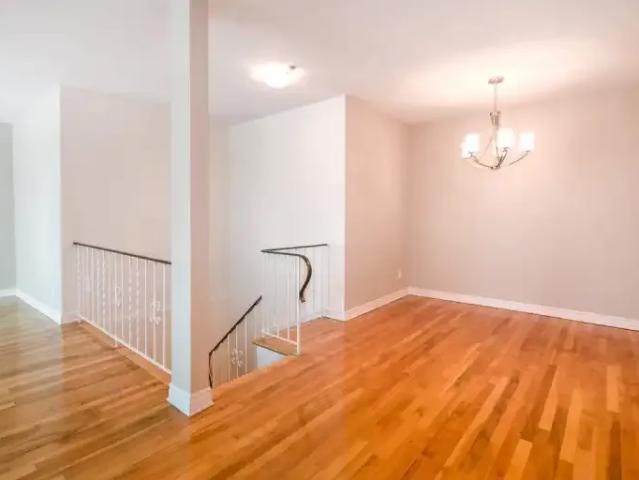 1 Bedroom Townhouse Dorval QC 103919899