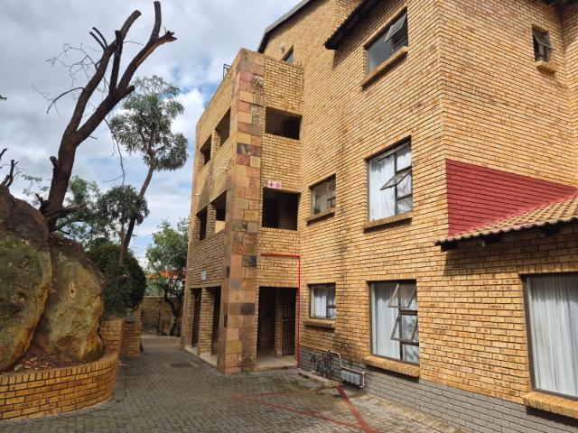 1 Bedroom Townhouse For Sale in Mulbarton