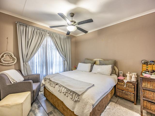 1 Bedroom Townhouse For Sale in Moreleta Park