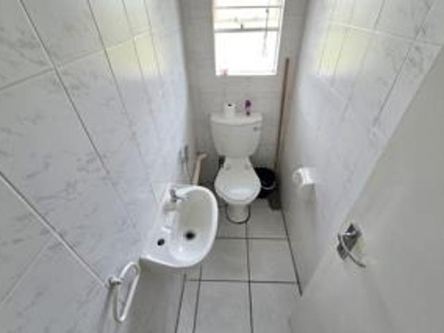 1 Bedroom Townhouse For Sale in Ormonde