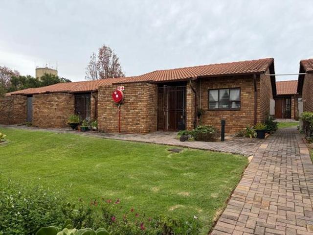 1 Bedroom Townhouse in Ontdekkerspark