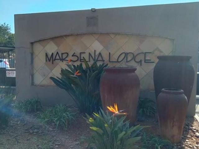 1 Bedroom Townhouse in Brenthurst