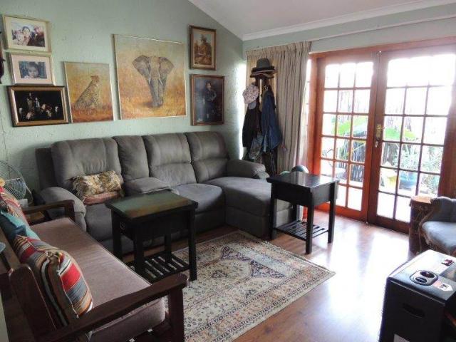 1 Bedroom Townhouse in Bryanston
