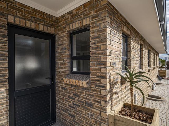 1 Bedroom Townhouse in C Place