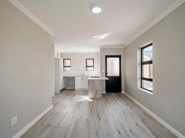 1 Bedroom Townhouse in C Place