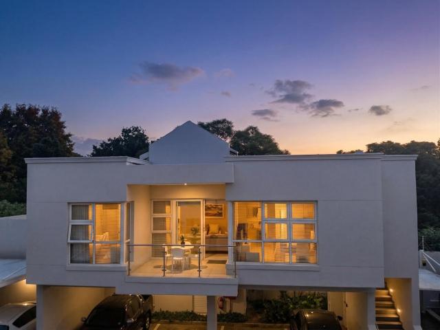 1 Bedroom Townhouse in Dunkeld West