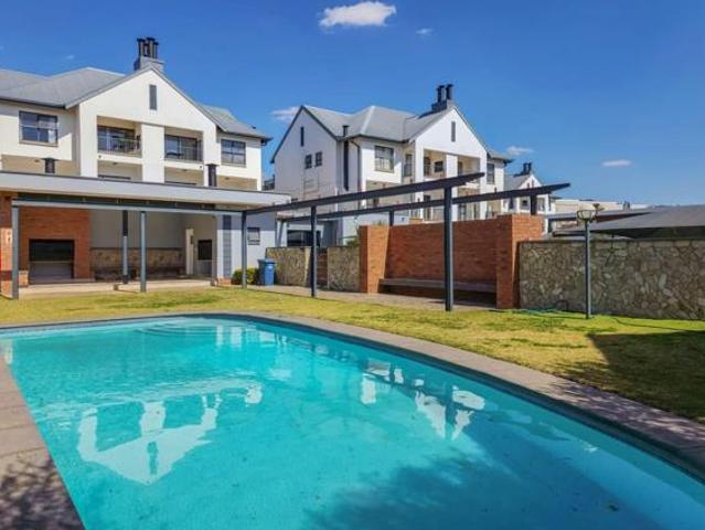 1 Bedroom Townhouse in Equestria
