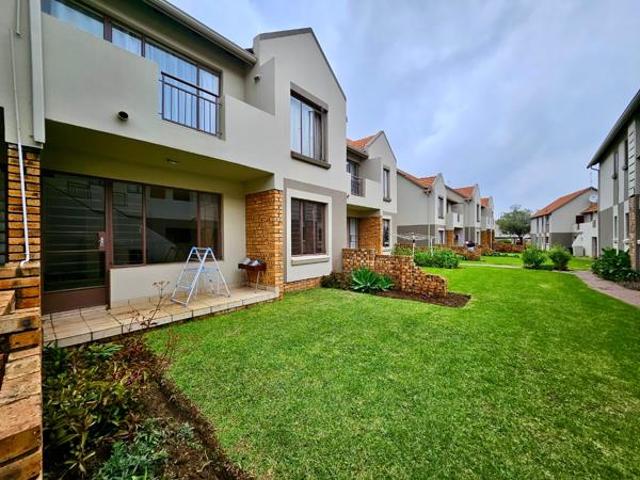 1 Bedroom Townhouse in Esther Park