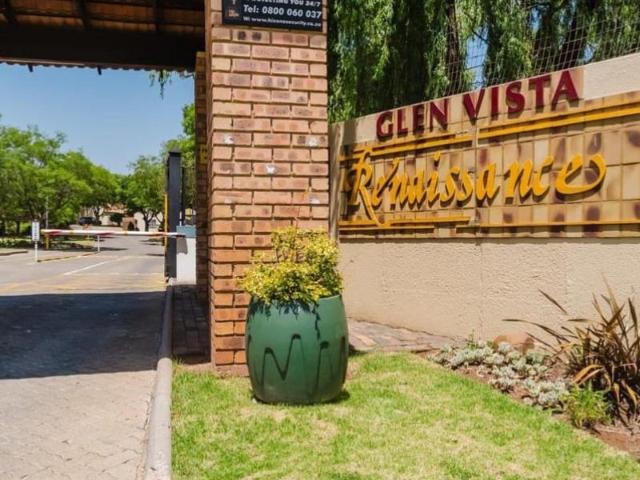 1 Bedroom Townhouse in Glenvista