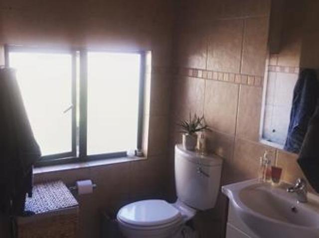 1 Bedroom Townhouse in Hazeldean