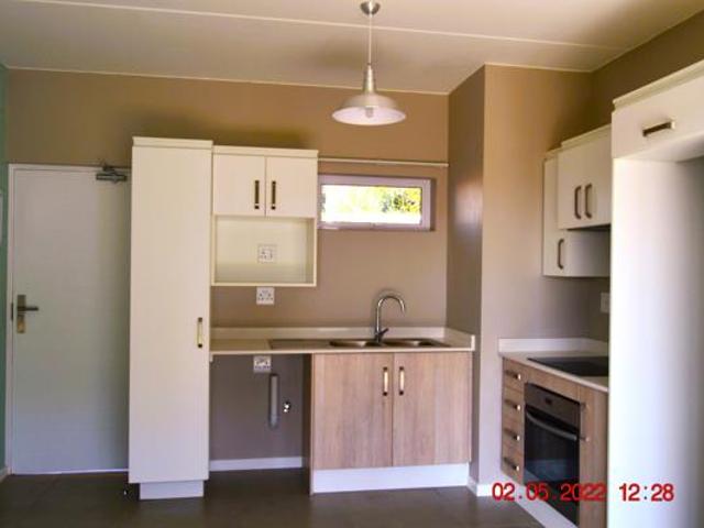 1 Bedroom Townhouse in Paulshof