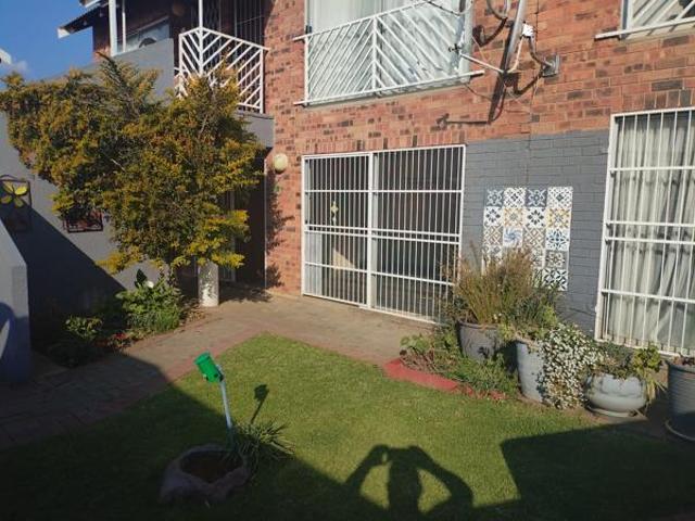 1 Bedroom Townhouse in Pellissier