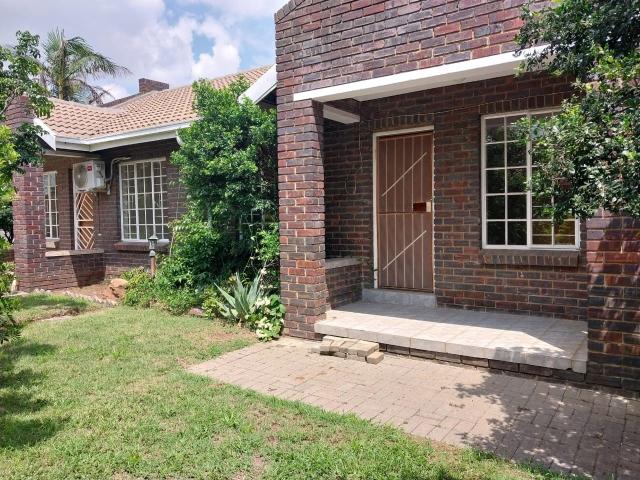 1 Bedroom Townhouse in Protea Park