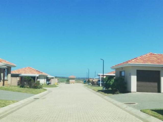1 Bedroom Townhouse in Sunrise on Sea