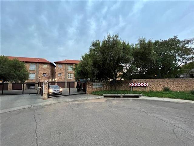 1 Bedroom Townhouse in Wapadrand