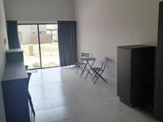 1 Bedroom Townhouse in Waterval East