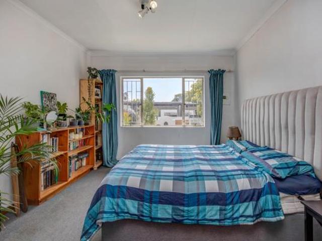 1 Bedroom Townhouse in Weltevreden Park