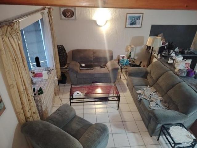 1 Bedroom Townhouse in Wilgeheuwel
