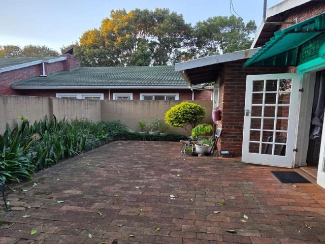 1 Bedroom townhouse sectional to rent in Forest Hills, Kloof
