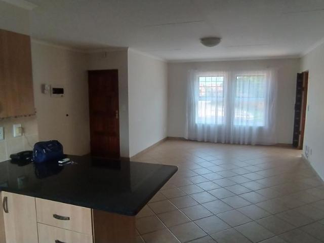 1 Bedroom townhouse sectional for sale in Montana Tuine, Pretoria